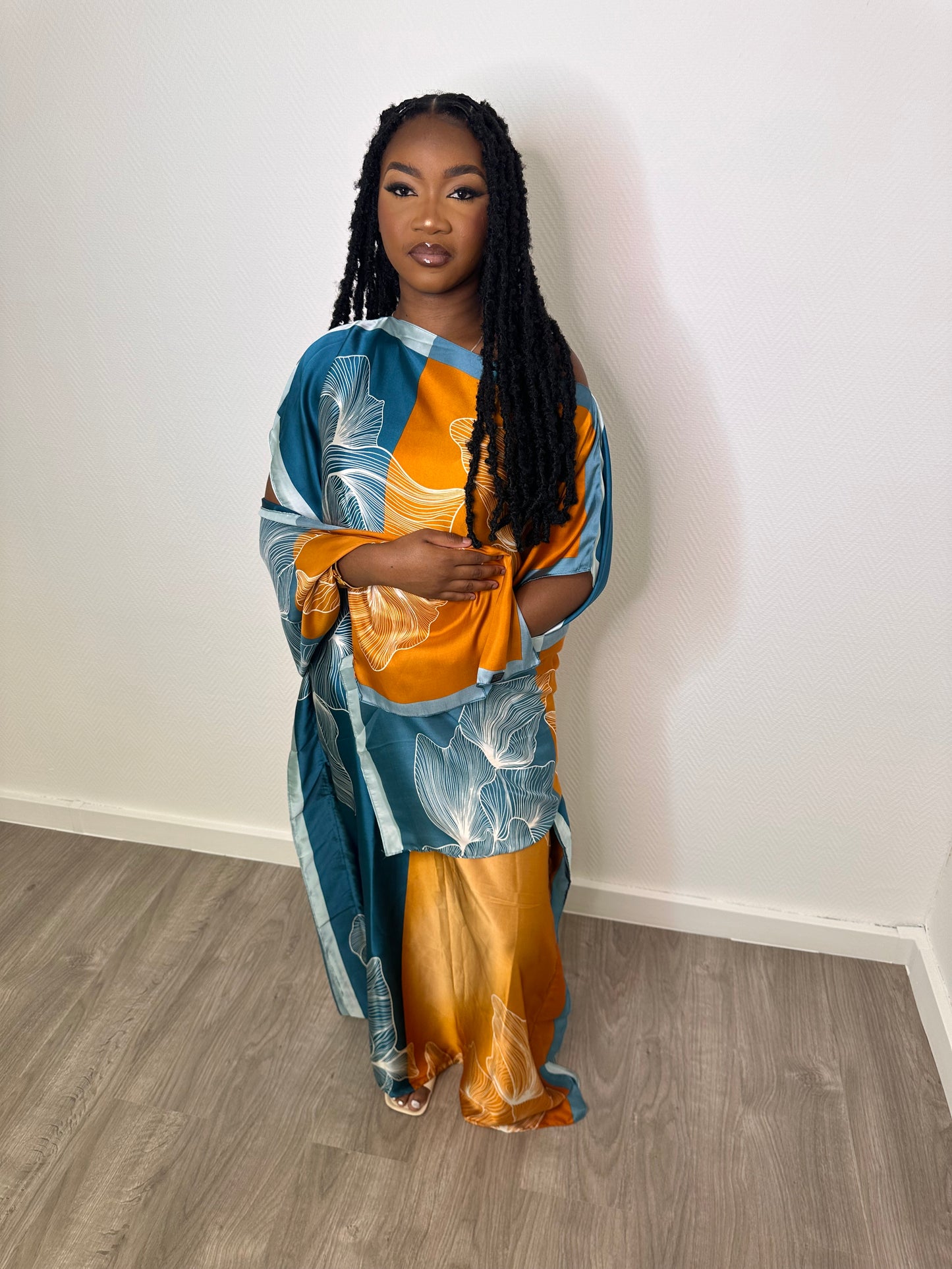 Robe de maison satinée - bleu et orange
